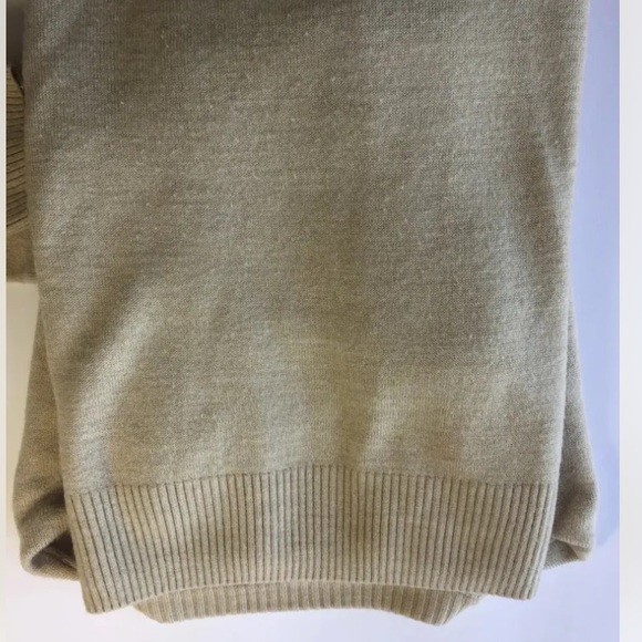 US Polo Assn. Men’s  Light Tan V Neck Sweater L - Picture 9 of 10